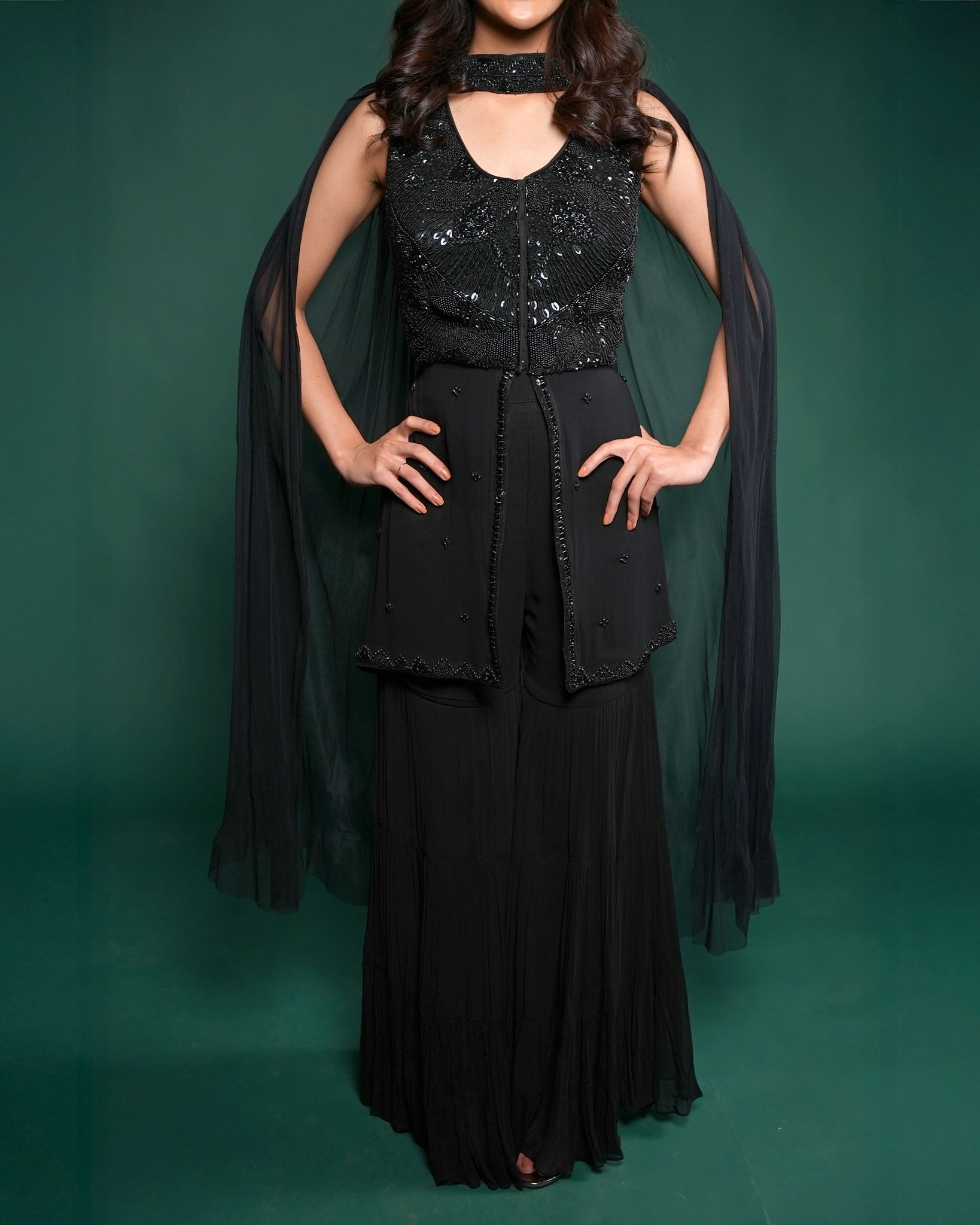 noir ziya sharara set