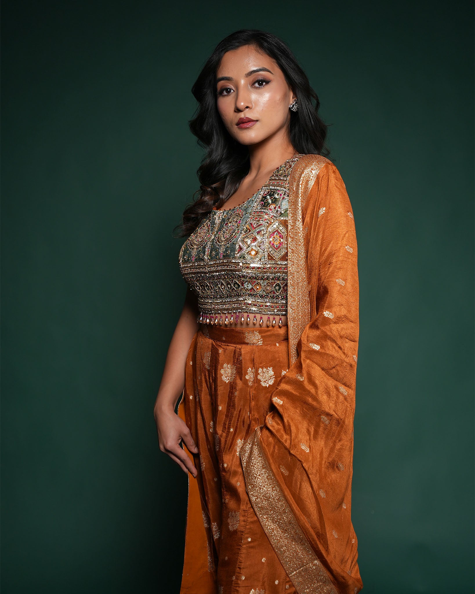 Rust aura meher set